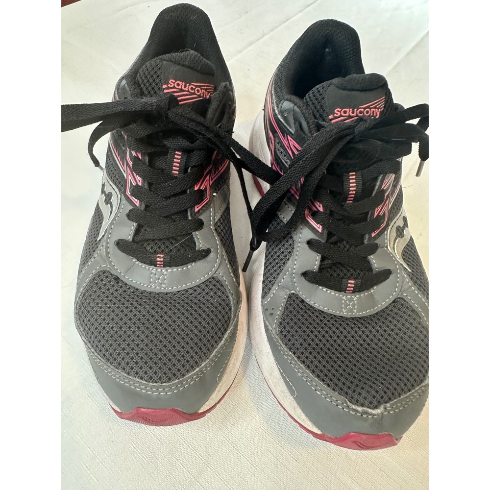 Saucony Cohesion‎ 12 Running Shoes Women's Size 7.5 Gray Pink Sneakers Athletic